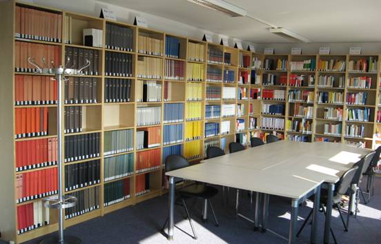 Bibliothek.jpg