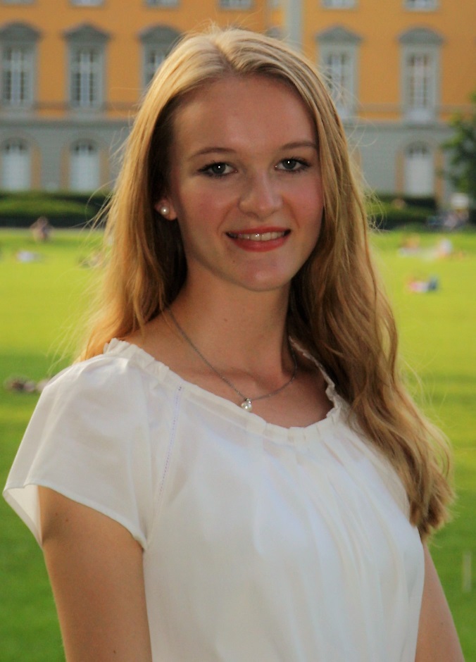 Melina_Maurer.jpg 