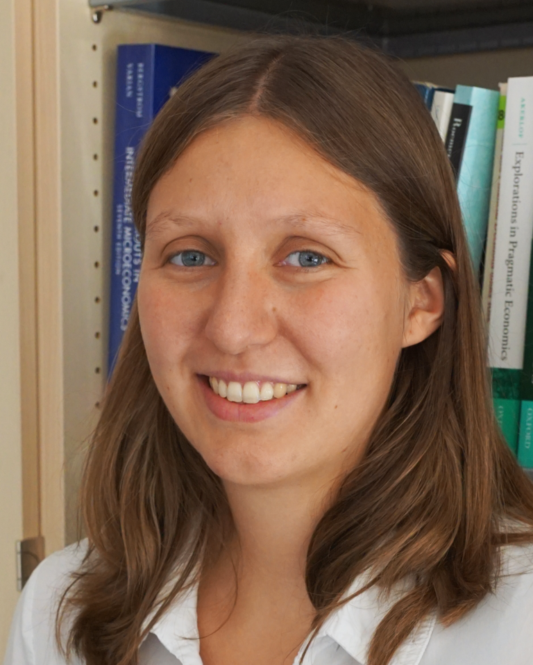 Frau Prof. Dr. Hippel
