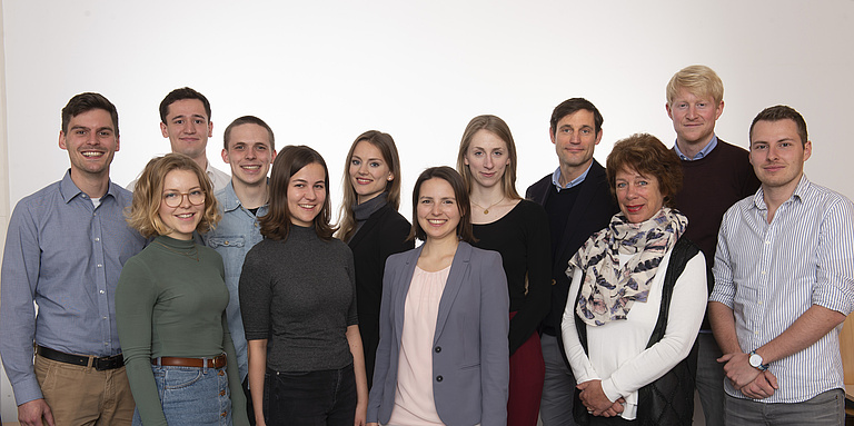 Lehrstuhlfoto_07.05.2019.jpg