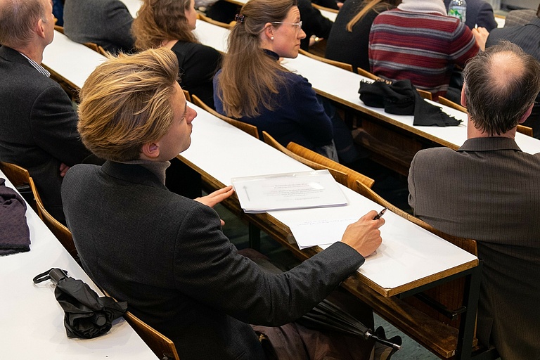 FBRechtswissenschaft_c_FrederikFrey_Bonner_Gespraechskreis_Kunst-_und_Kulturgutschutzrecht-_Das_Kulturgutschutzgesetz._Zwischenbilanz_einer_grundlegenden_Reform_des_Kulturgutschutzes_in_Deutschland-22.jpg 