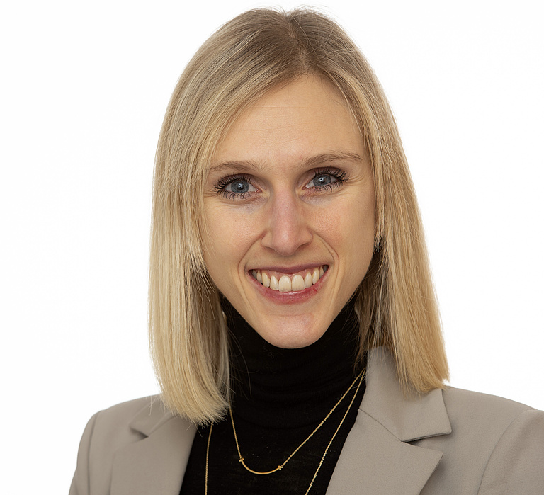 Dr._Kristina_Isabel_Schmidt.jpg