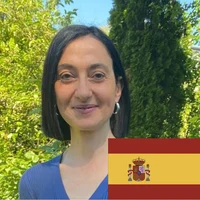 Diaz-Luque mit Flagge.webp