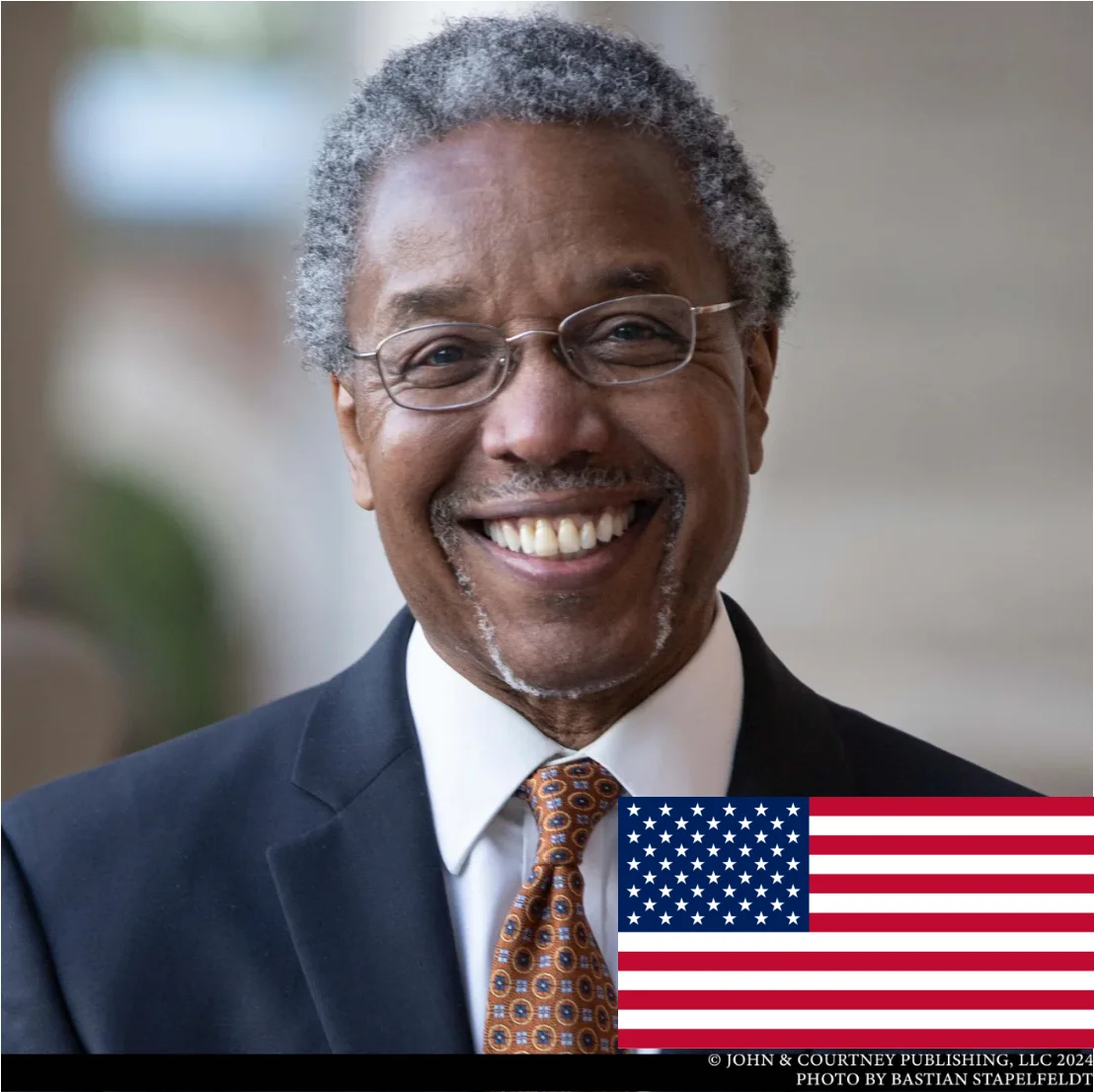 KSC mit Flagge.webp